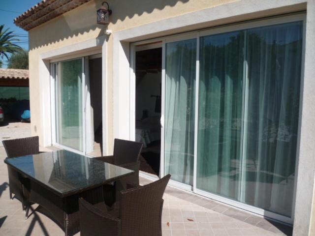 Chambre D'Hotes "La Bastide Des Eucalyptus" Antibes Exterior photo
