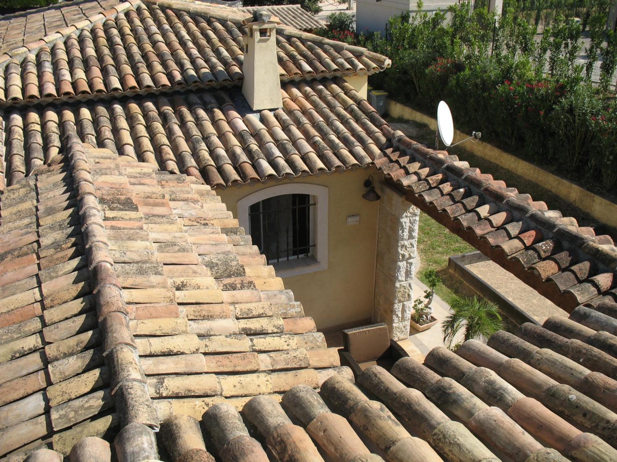 Chambre D'Hotes "La Bastide Des Eucalyptus" Antibes Exterior photo