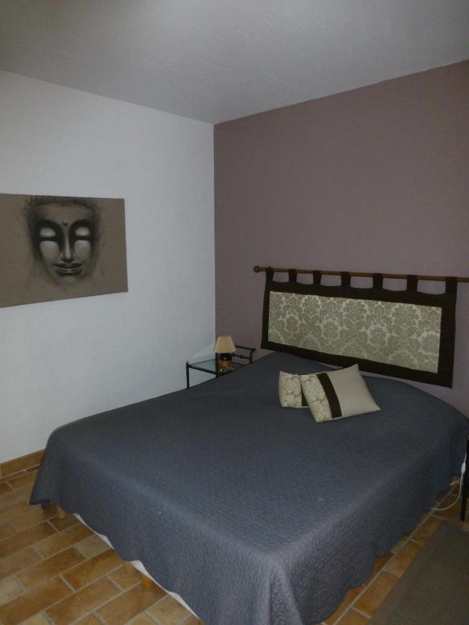 Chambre D'Hotes "La Bastide Des Eucalyptus" Antibes Exterior photo